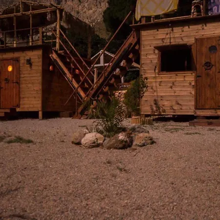 Black Pearl Luxury בקתה *